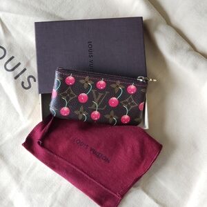 EUC Rare Louis Vuitton x Takashi Murakami Cerise Cles 🍒